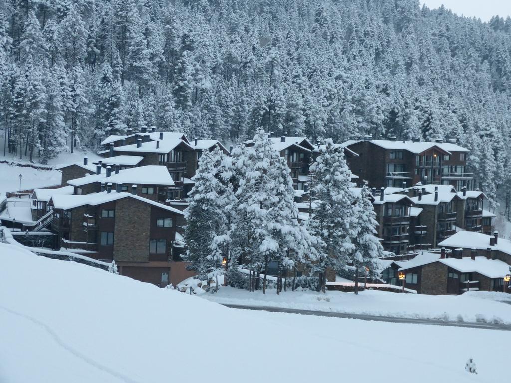 Apartamentos Masella 1600 Alp Buitenkant foto